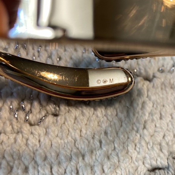 SOLD!!!Swarovski ombre bracelet - Picture 13 of 15